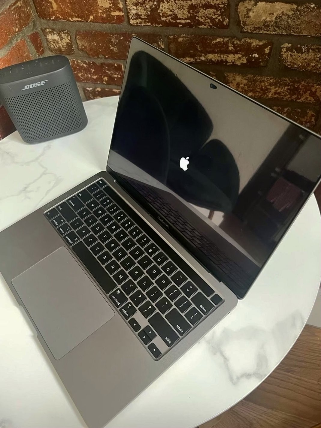 Apple MacBook Pro 2020 1TB Space Gray Unlocked - Used image 4