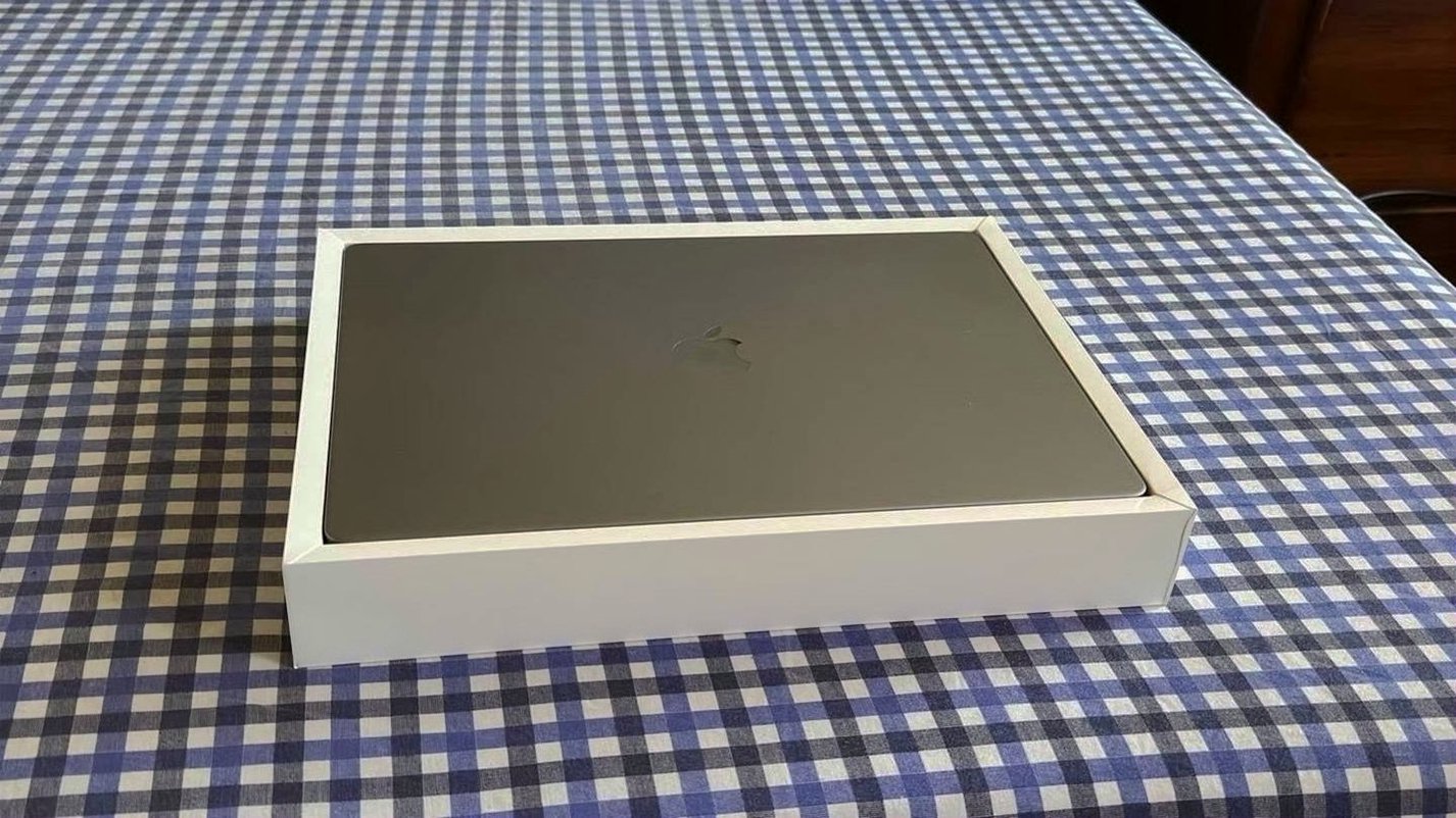 Apple MacBook Pro 16” M1 Pro 1TB Space Gray - Used image 3