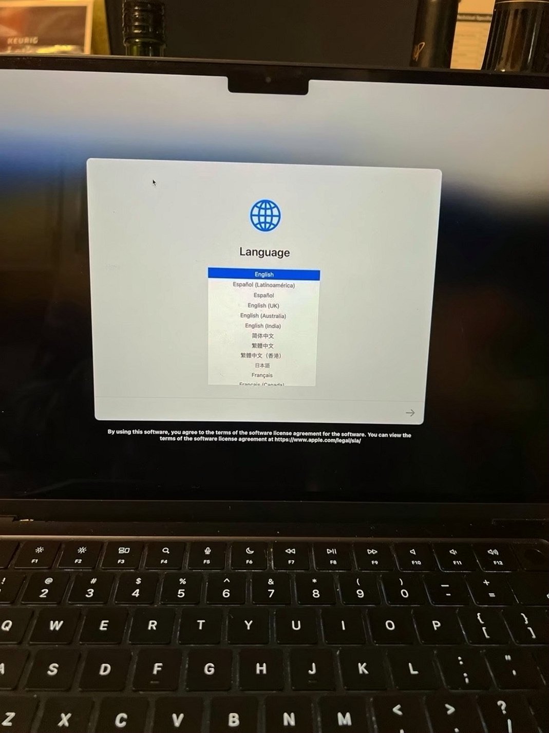 Apple MacBook Pro 9R76 256GB Midnight - Used