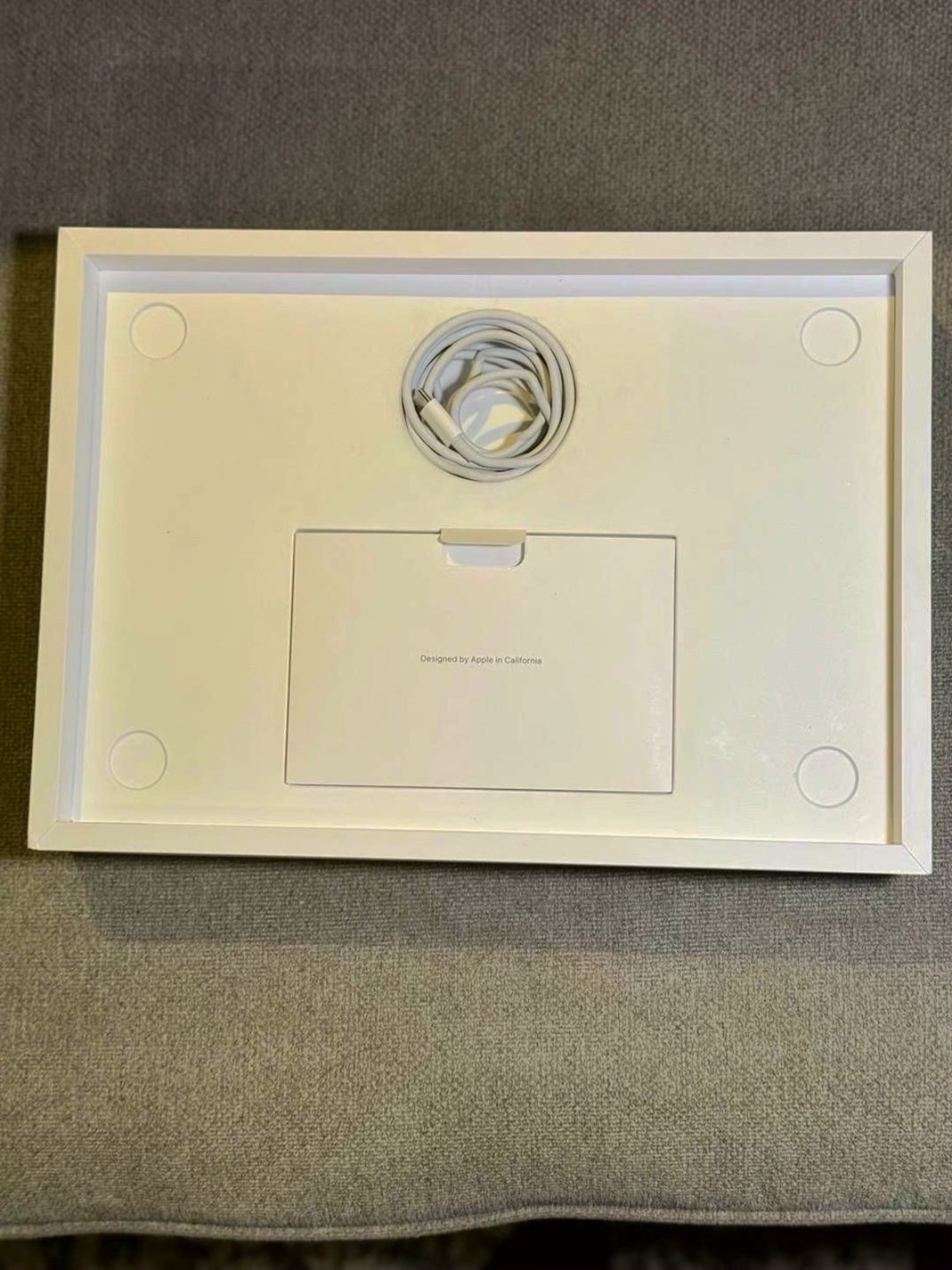 Apple MacBook Pro M1 2020 256GB Silver Unlocked - Used image 4