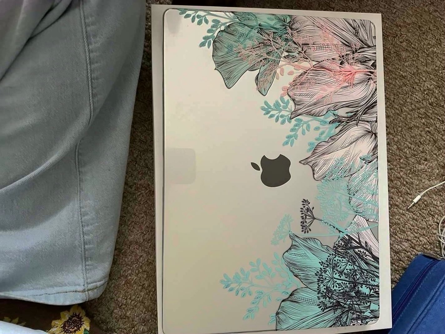 Apple MacBook Pro 16 inch 2L95 A2485 Unlocked - Used image 4