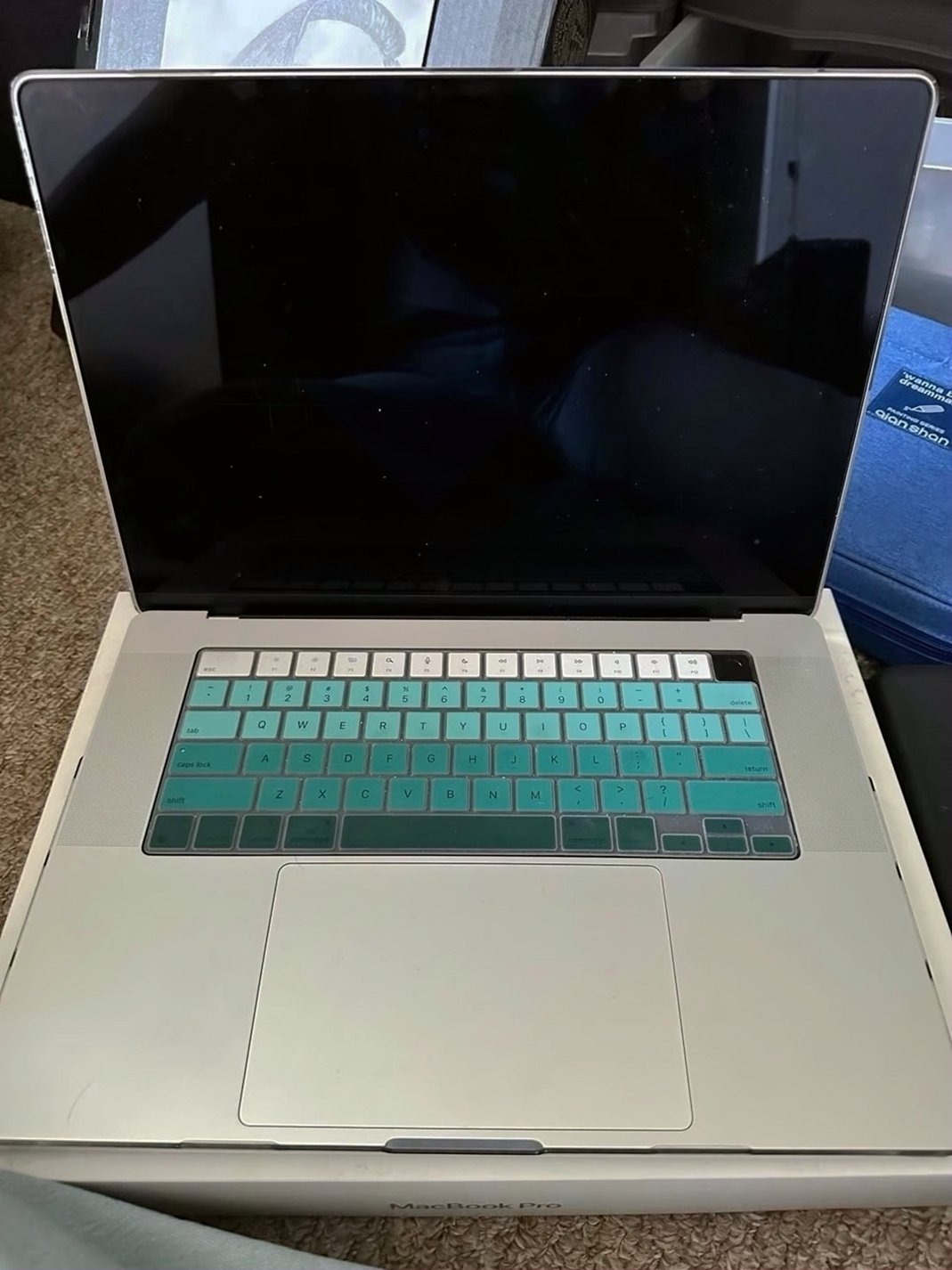 Apple MacBook Pro 16 inch 2L95 A2485 Unlocked - Used image 5