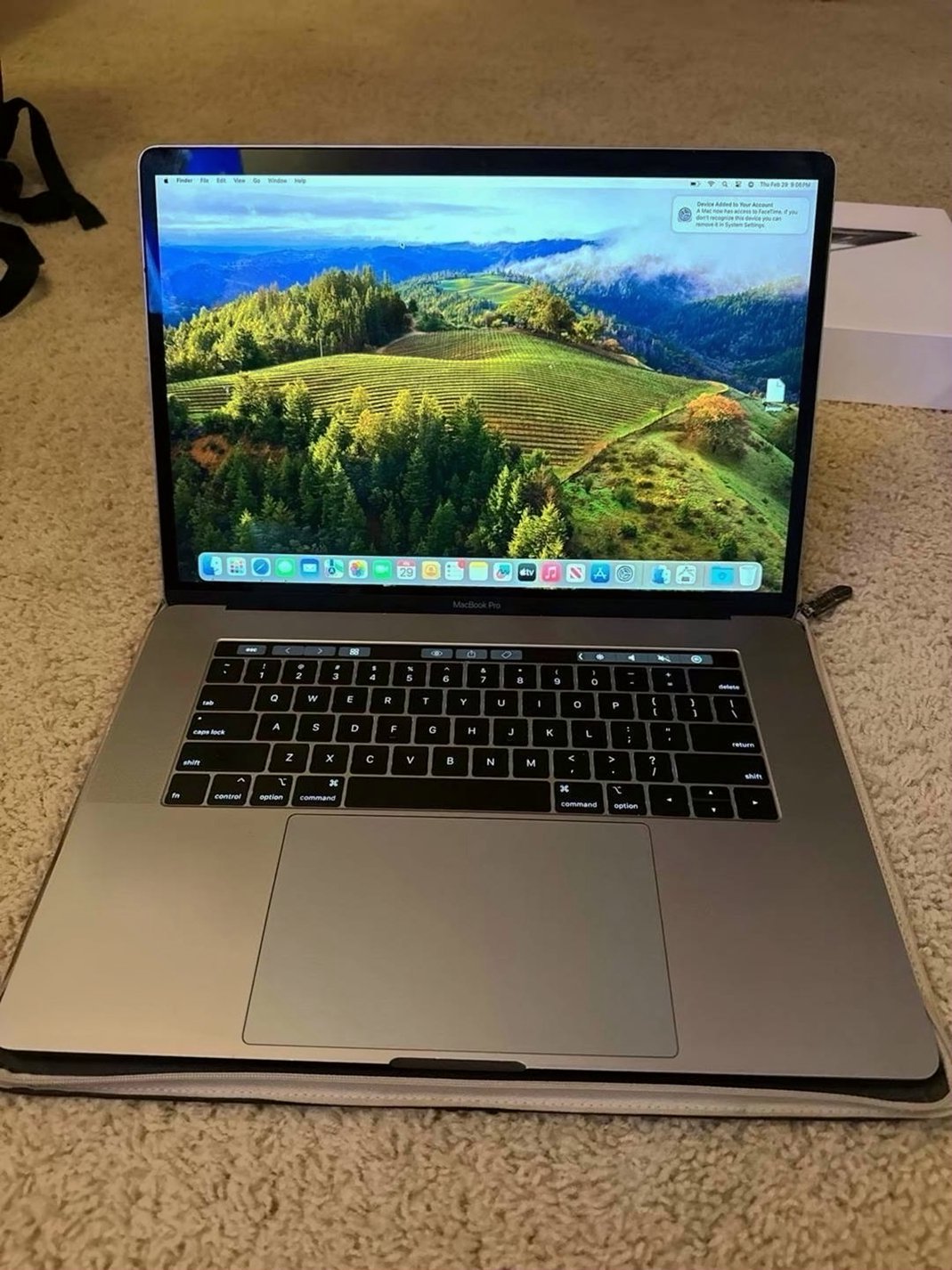 Apple MacBook Pro 15 32GB 512GB HDD - Used