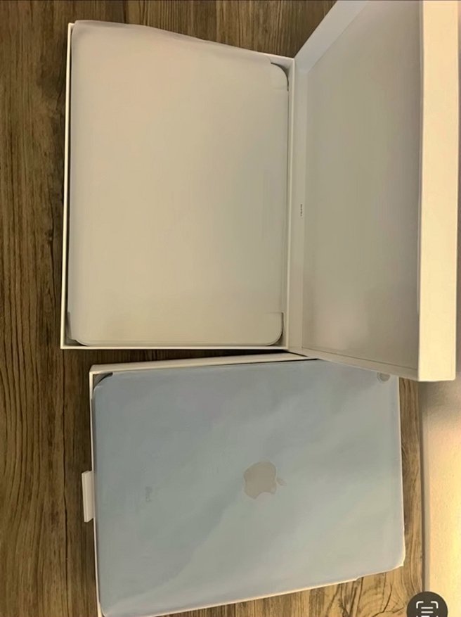 Apple iPad 10th Generation 256GB Blue Unlocked - Used
