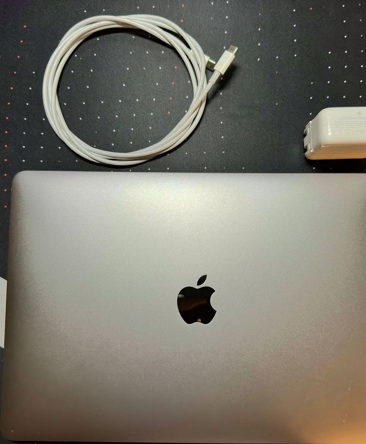 Apple MacBook Pro A2338 256GB Space Gray Unlocked - Used image 4