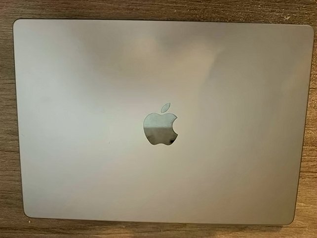 Apple MacBook Pro M1 Pro 14" 1TB SSD Space Gray - Used image 2