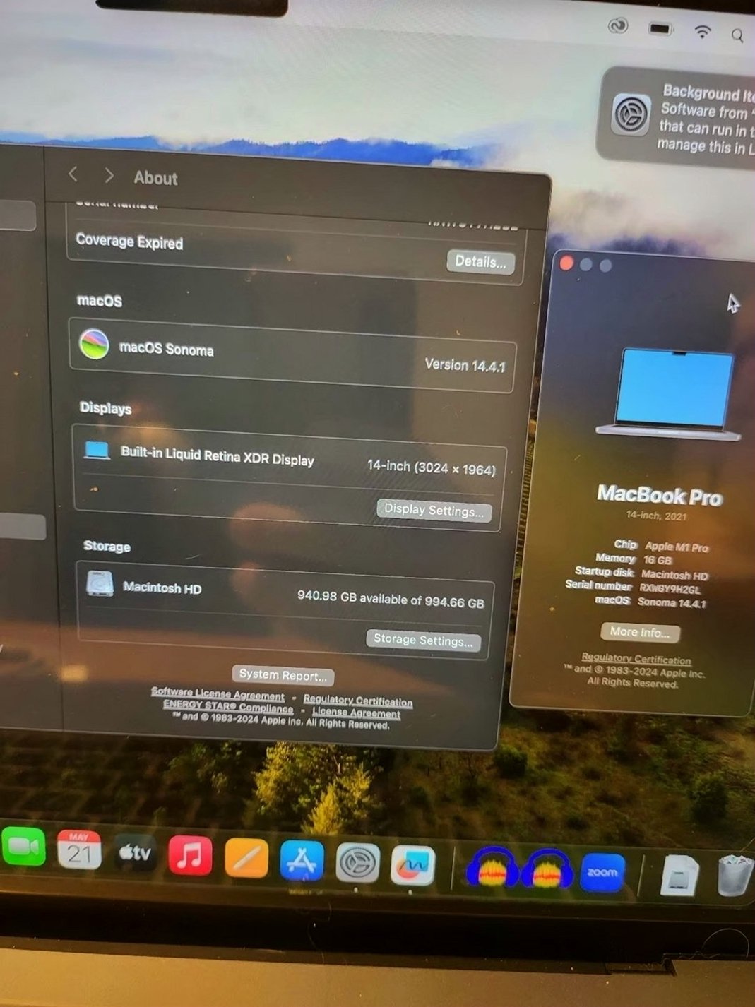 Apple MacBook Pro 2022 1TB Space Gray Unlocked - Used image 5