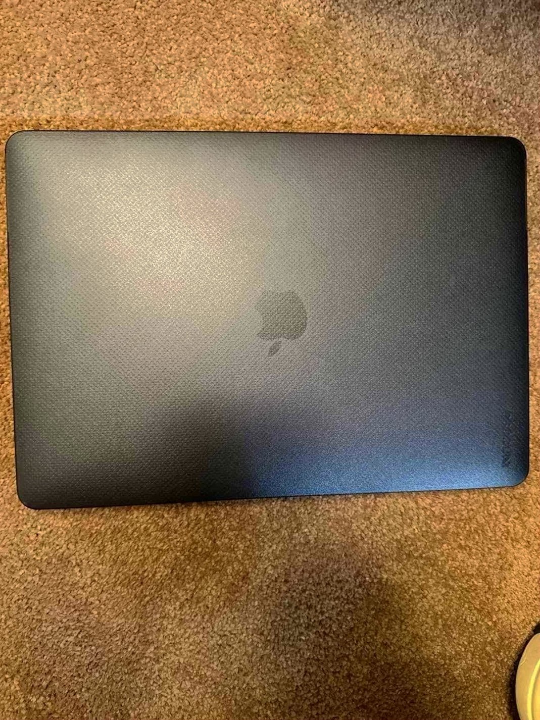 Apple MacBook Pro M1 2TB Space Gray Unlocked - Used image 5