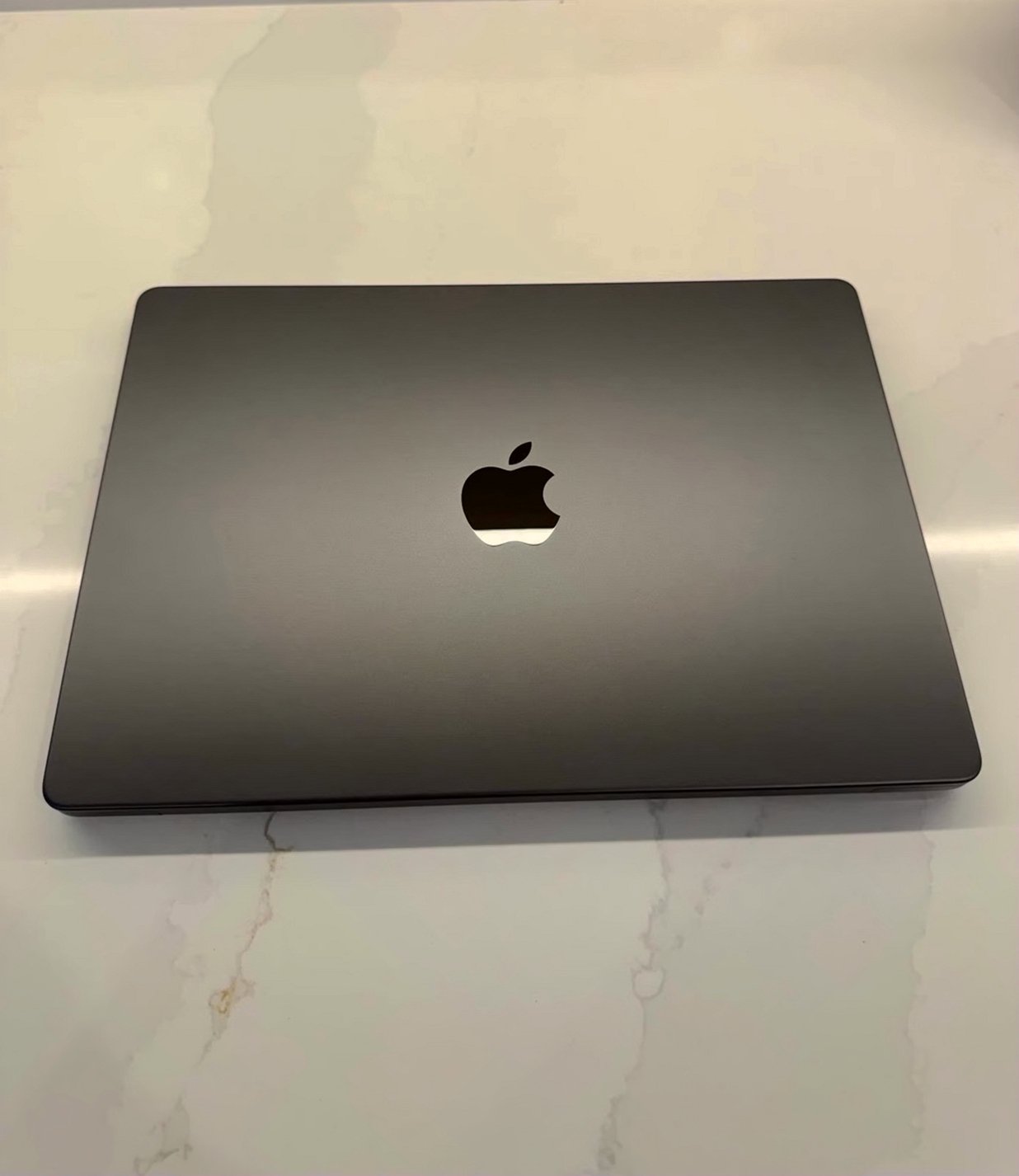 Apple MacBook Pro M3 2023 500GB Space Black - Used
