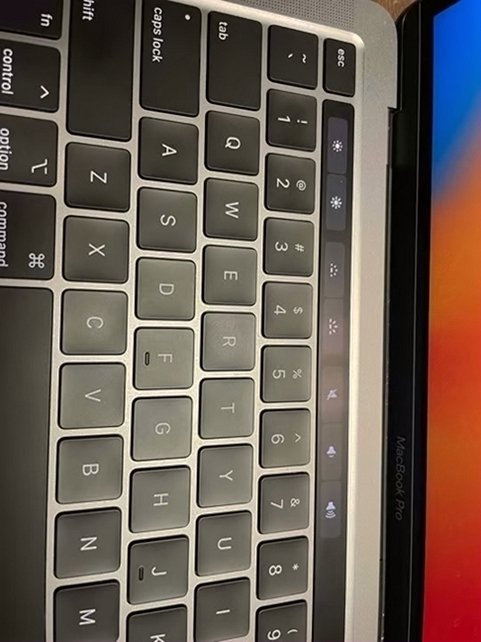 Apple MacBook Pro M1 256GB Space Gray Unlocked - Used image 3