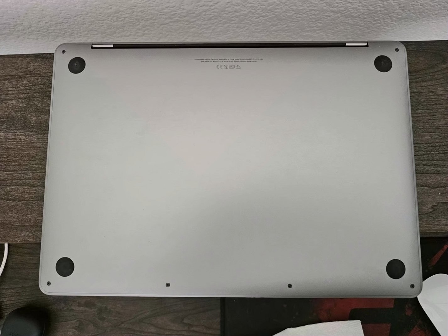 Apple MacBook Pro A2338 M1 256GB Unlocked - Used image 3