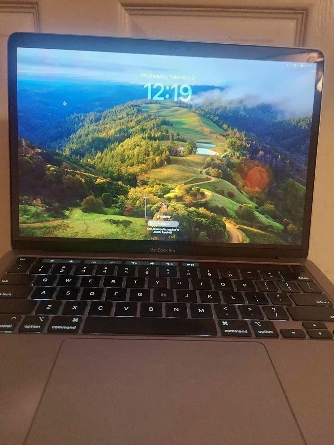 Apple MacBook Pro M1 256GB Space Gray Unlocked - Used image 3