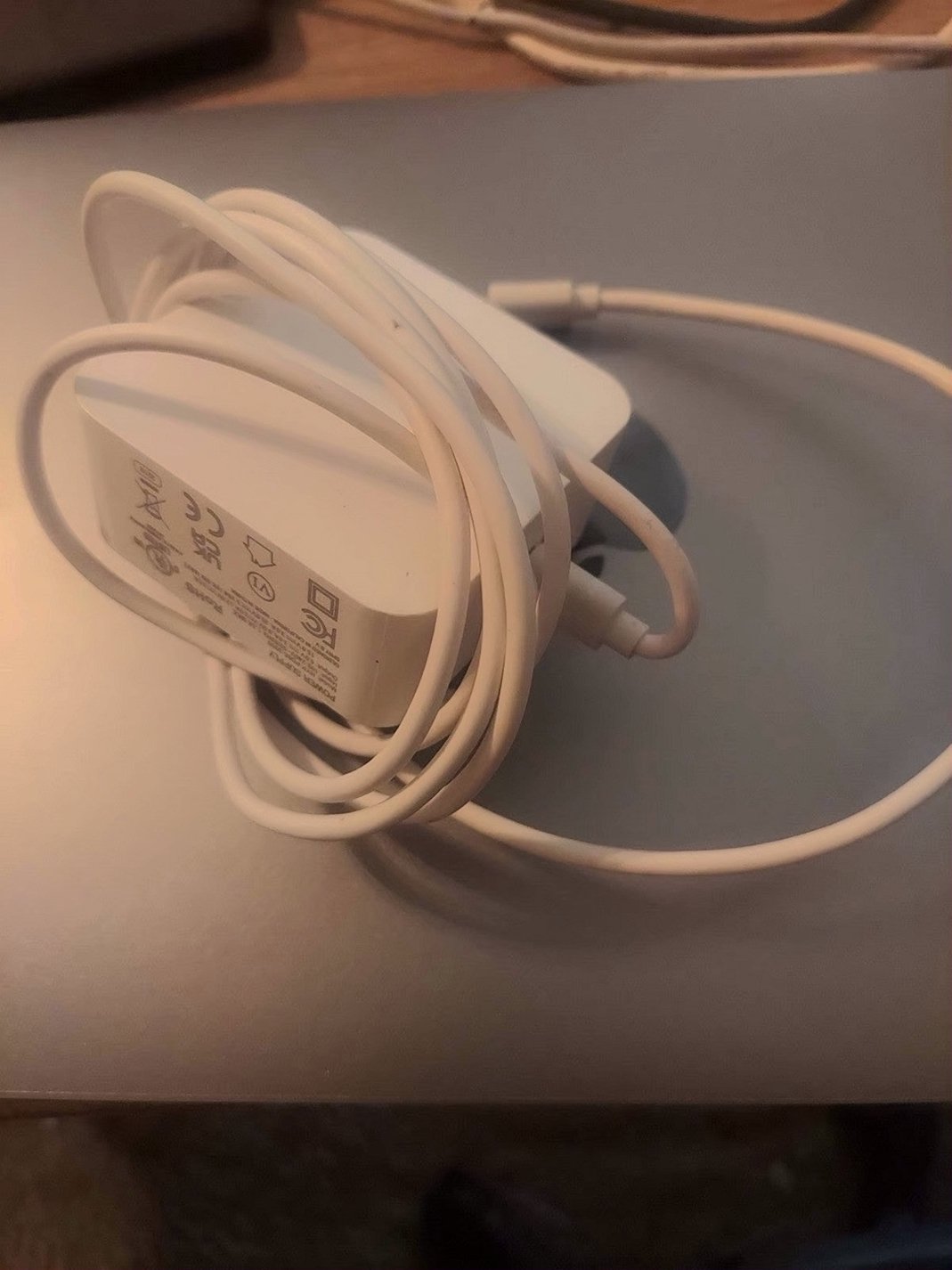 Apple MacBook Pro M1 256GB Space Gray Unlocked - Used image 4