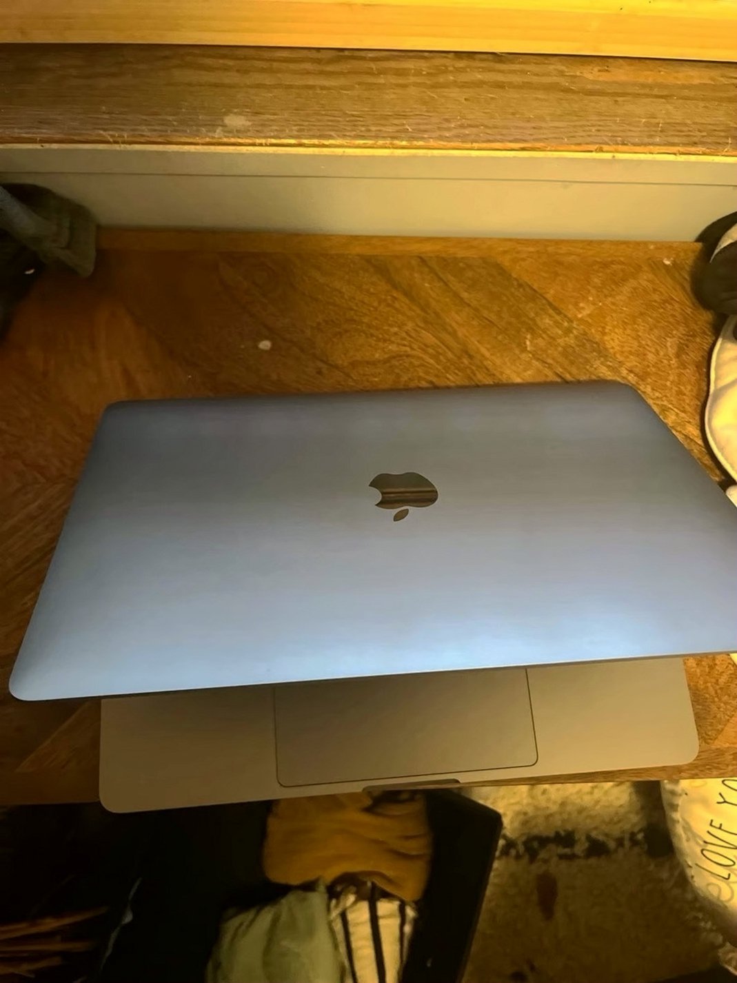 Apple MacBook Pro 13-inch M1 512GB Unlocked Used image 2