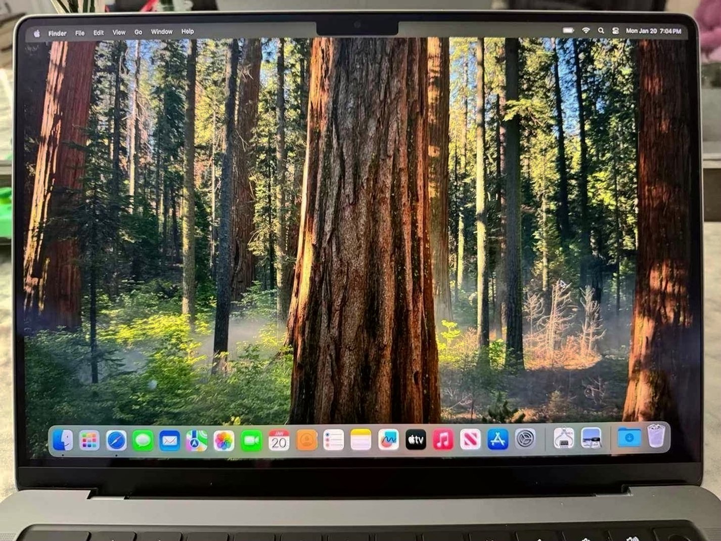 Apple MacBook Pro 14-inch 512GB - Used image 4