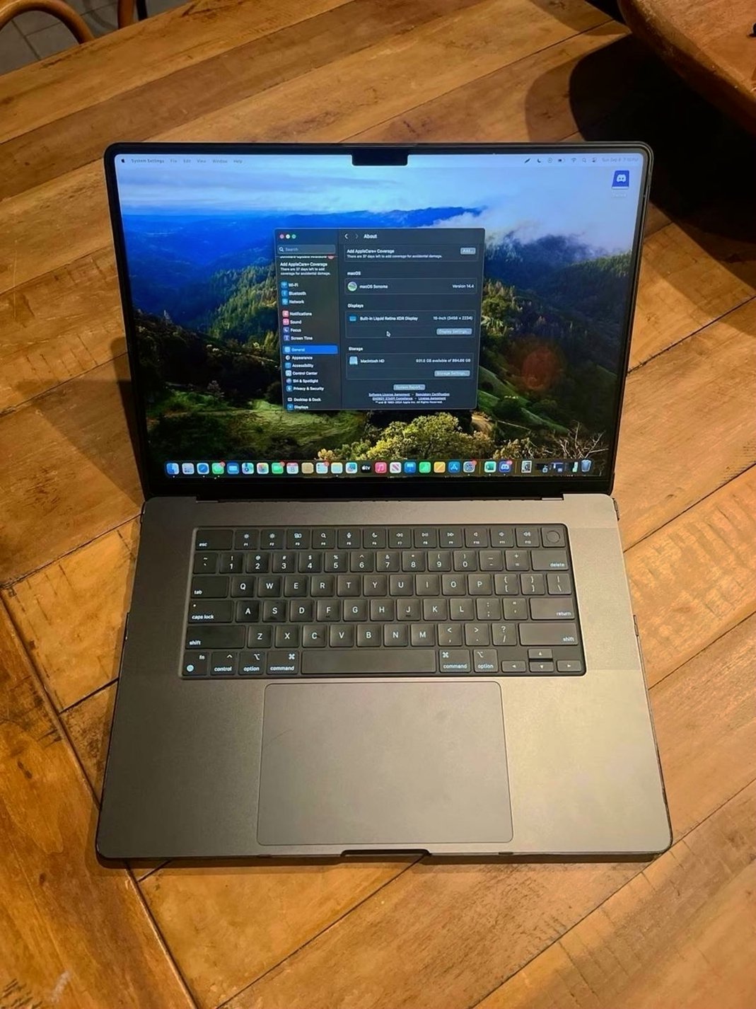 Apple M3 Max Macbook Pro 1TB Space Black Unlocked - Used