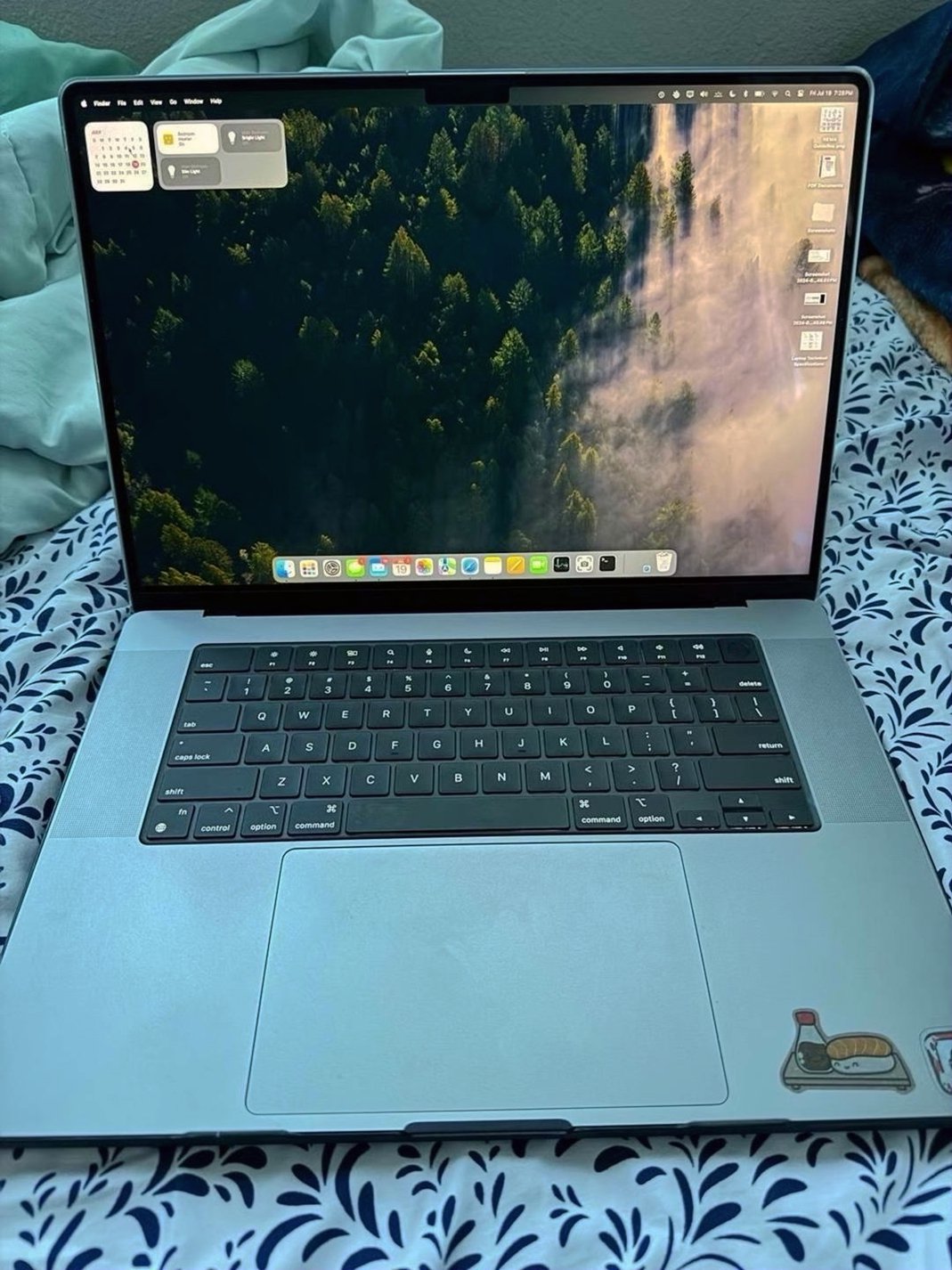 Apple MacBook Pro M1 1TB Space Grey Unlocked - Used