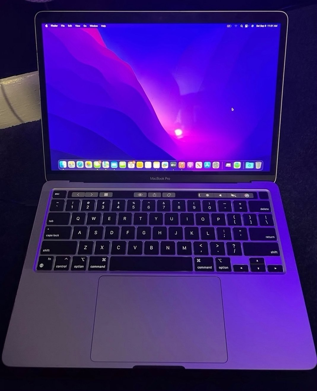 Apple MacBook Pro 8GB 2020 Silver Unlocked - Used