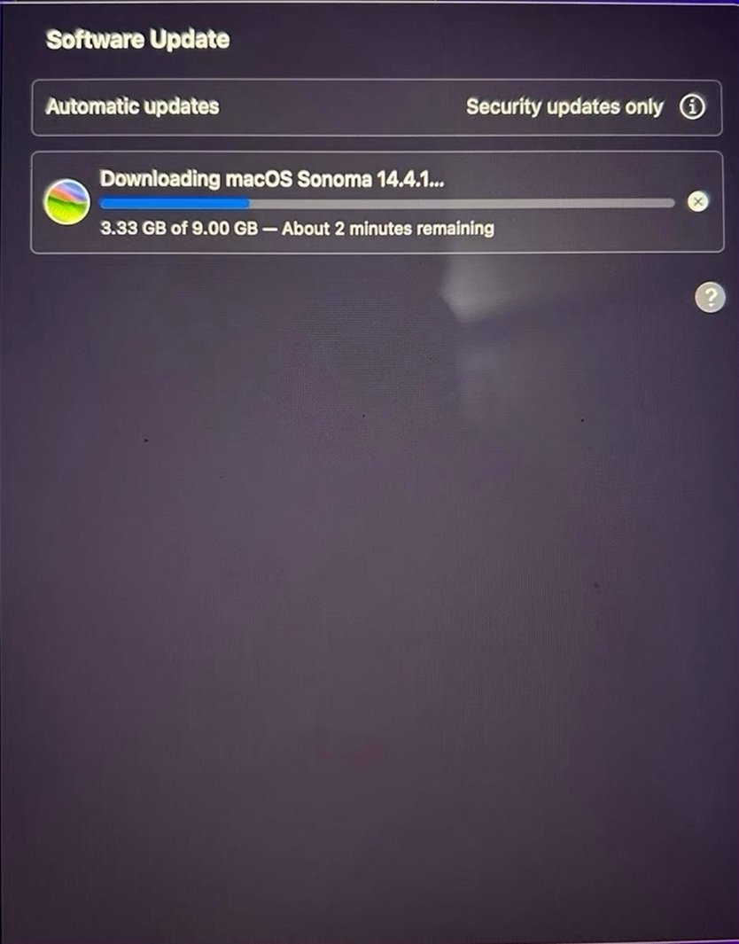 Apple MacBook Pro 8GB 2020 Silver Unlocked - Used image 4