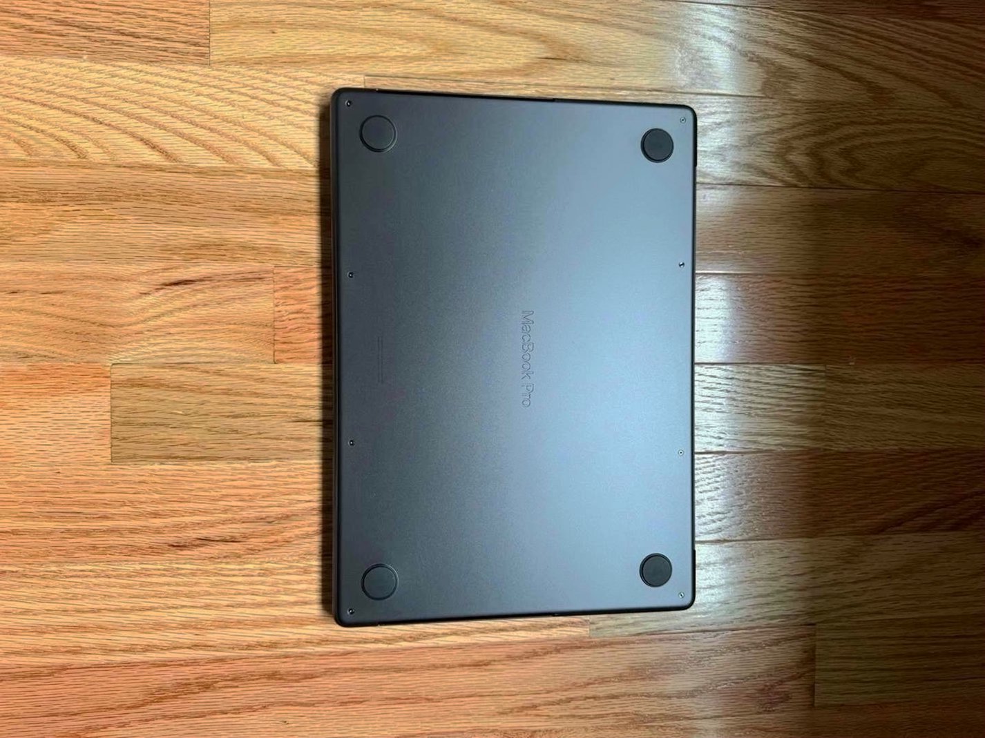 Apple MacBook Pro 14-Inch 18GB 1TB SSD Space Black - Used image 4