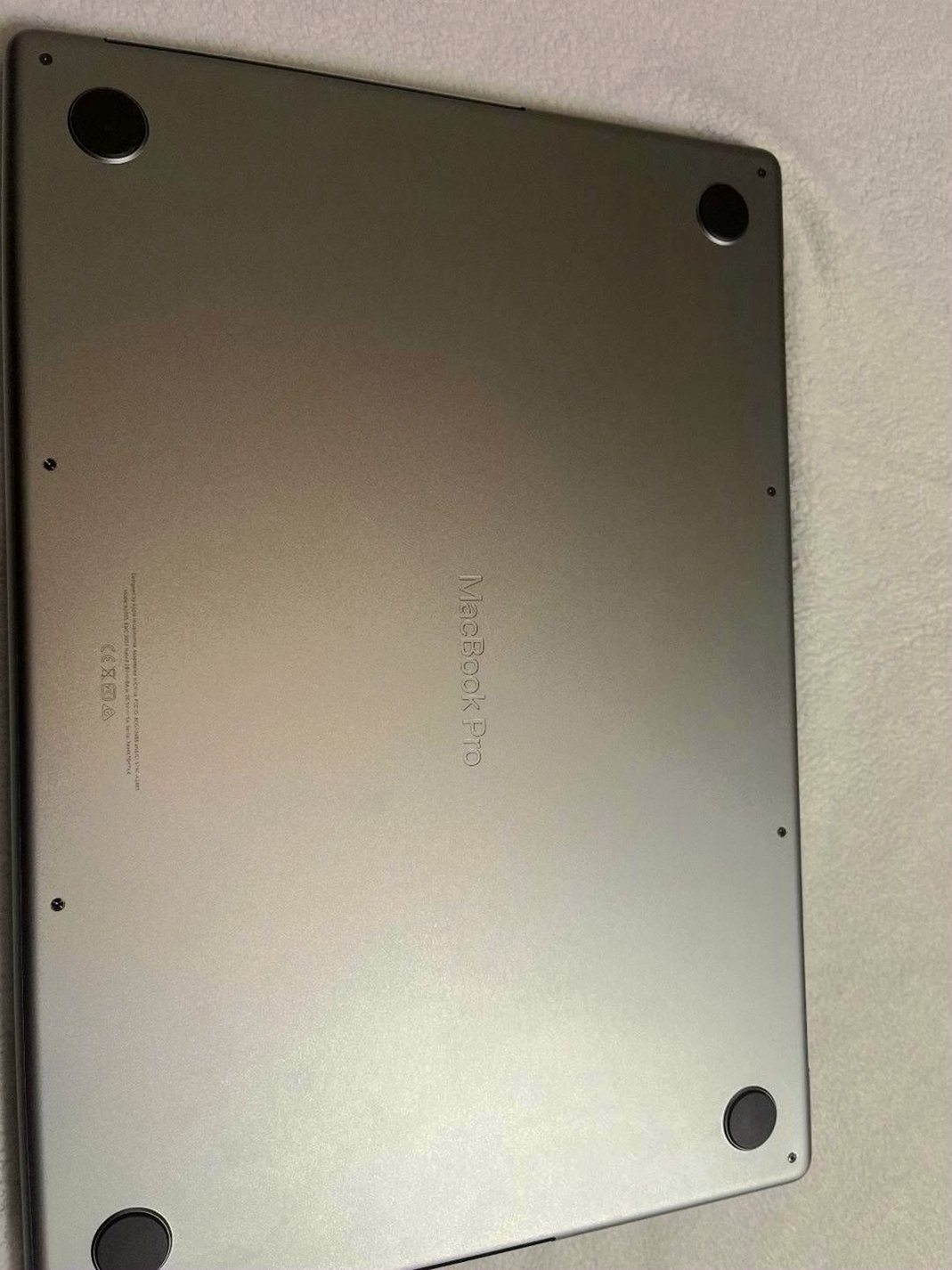 Apple MacBook Pro 2021 16-inch 5R93 512GB Space Gray Unlocked - Used image 4