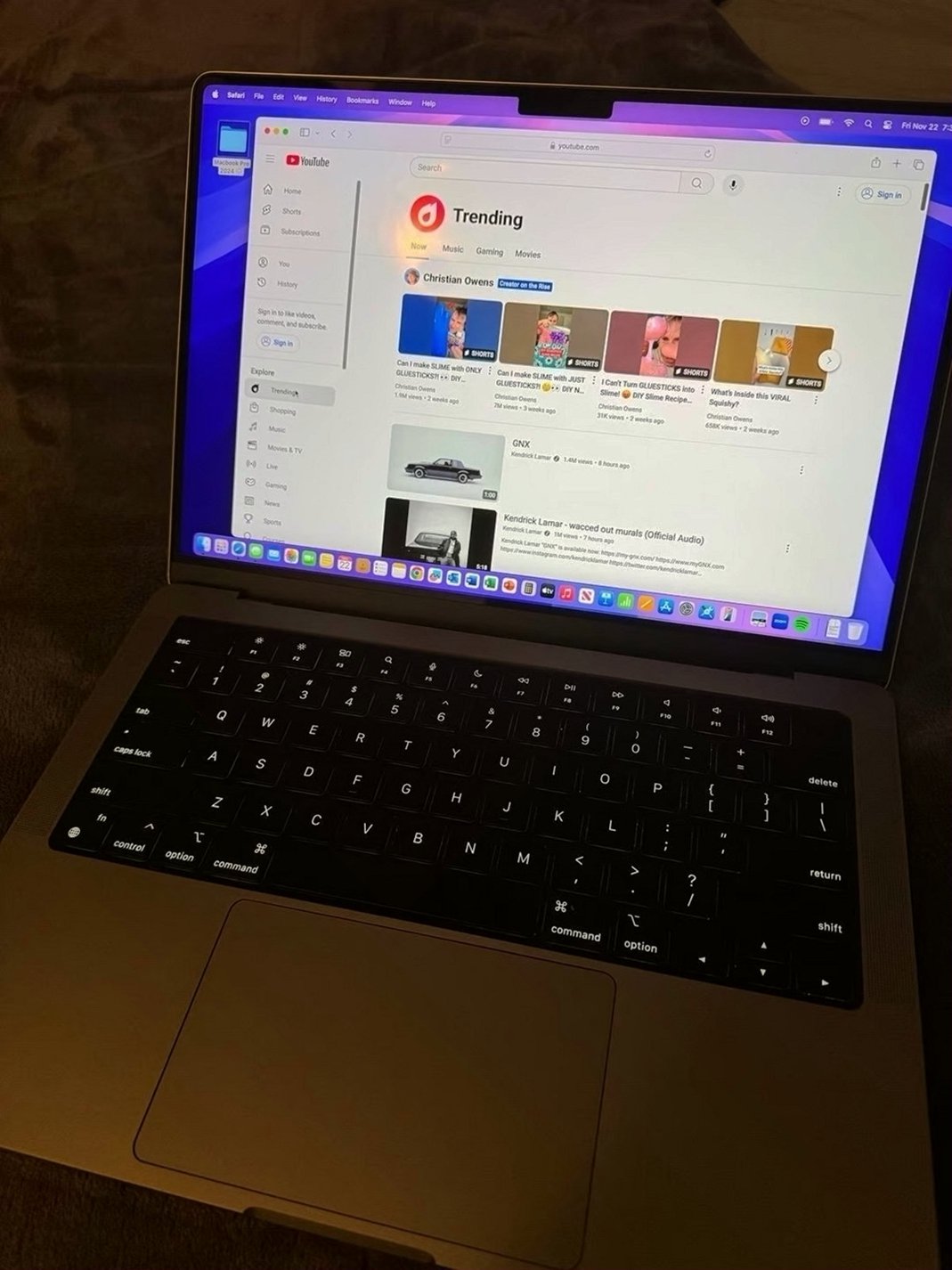 Apple MacBook Pro 14inch M1 Pro Chip 512GB Space Gray Used image 2