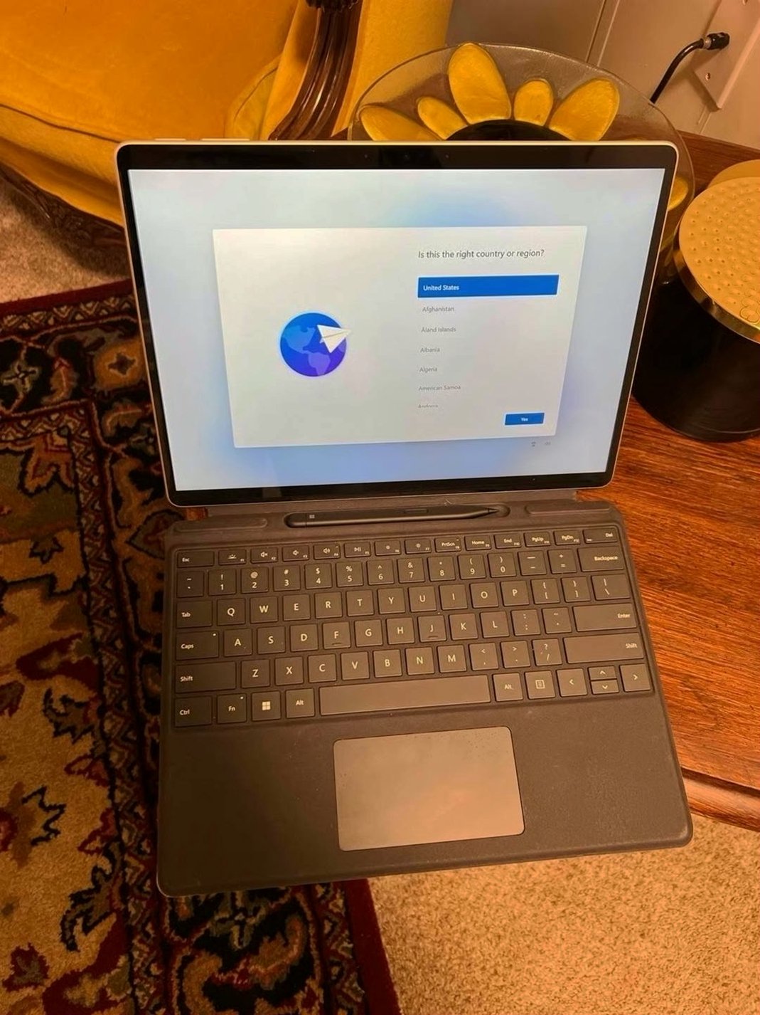 Microsoft Surface Pro 9 128GB Silver Unlocked - Used