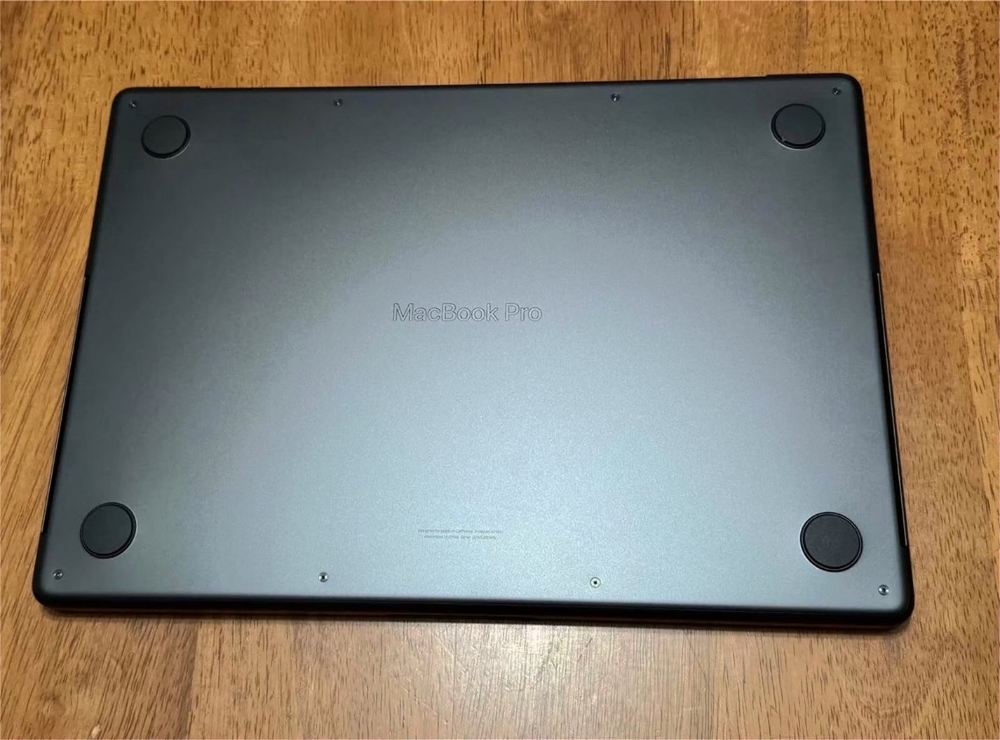 Apple MacBook Pro 14" M4 Max 1TB Space Black Unlocked - Used image 4
