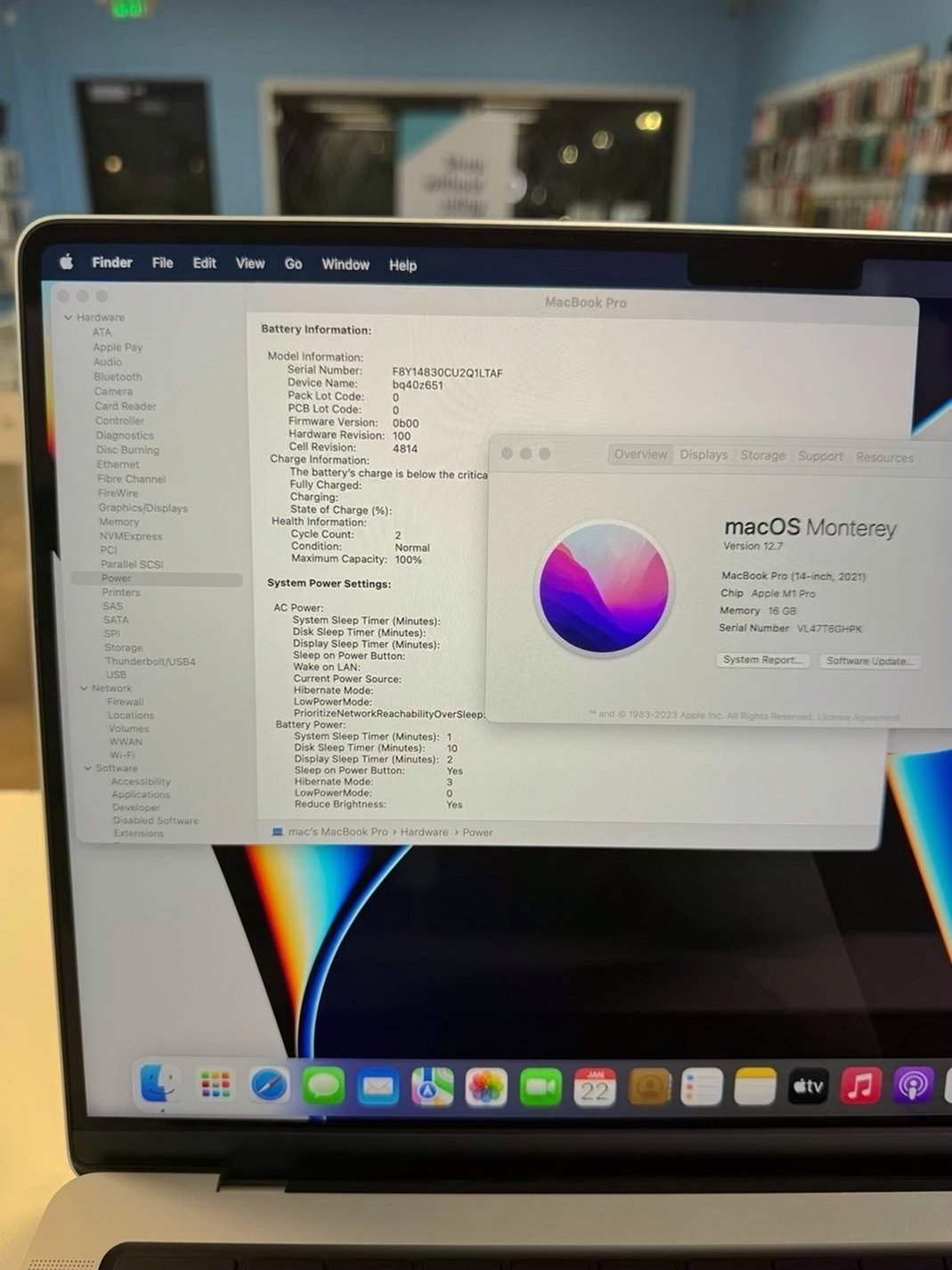 Apple MacBook Pro 14inch M1 Pro 512GB Silver Unlocked - Used image 5