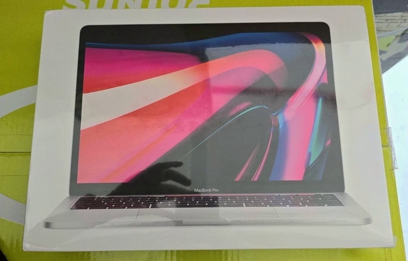 Apple MacBook Pro 2022 512GB 13" Unlocked - Used