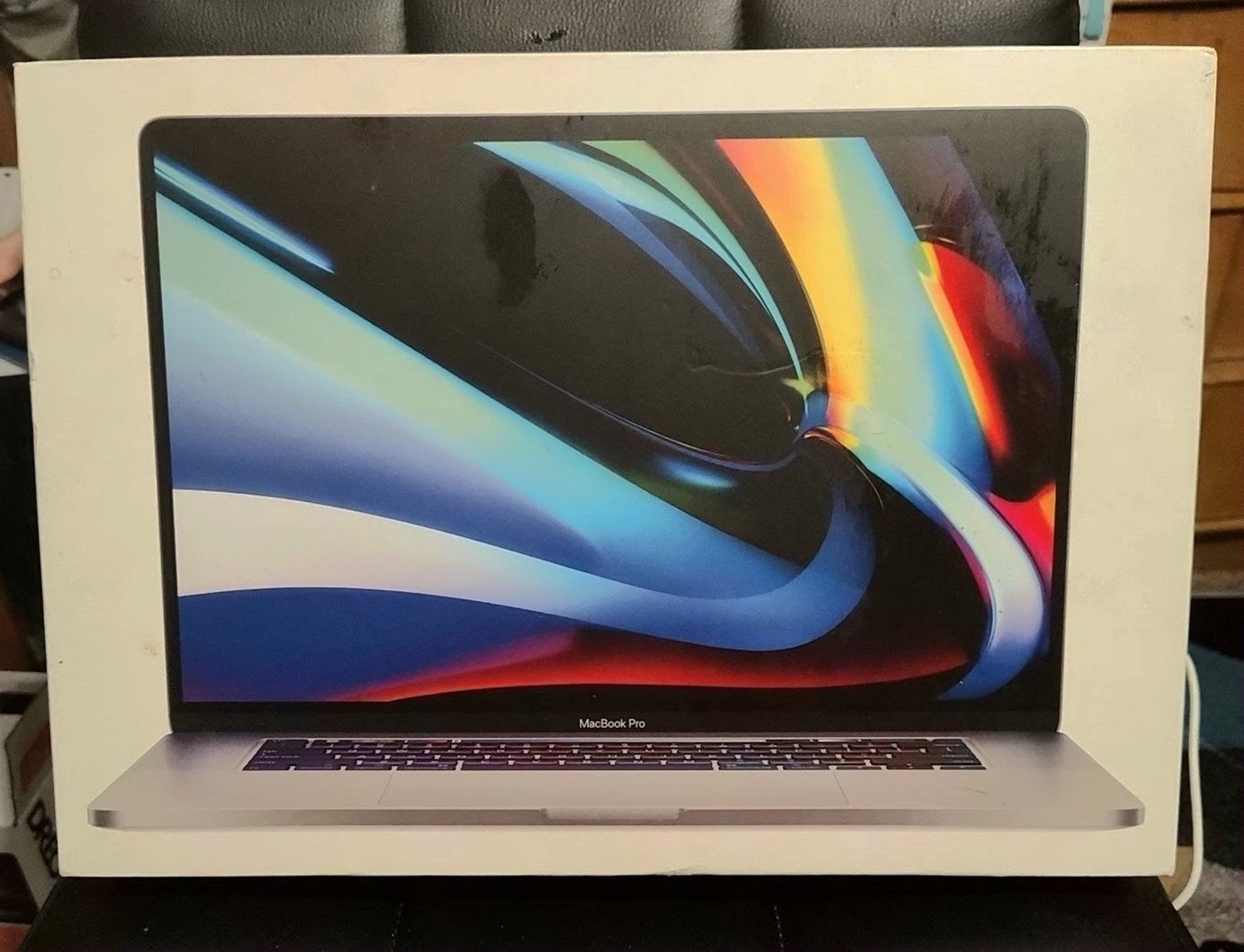 Apple MacBook Pro 16in 2019 512GB Space Gray Unlocked - Used image 5