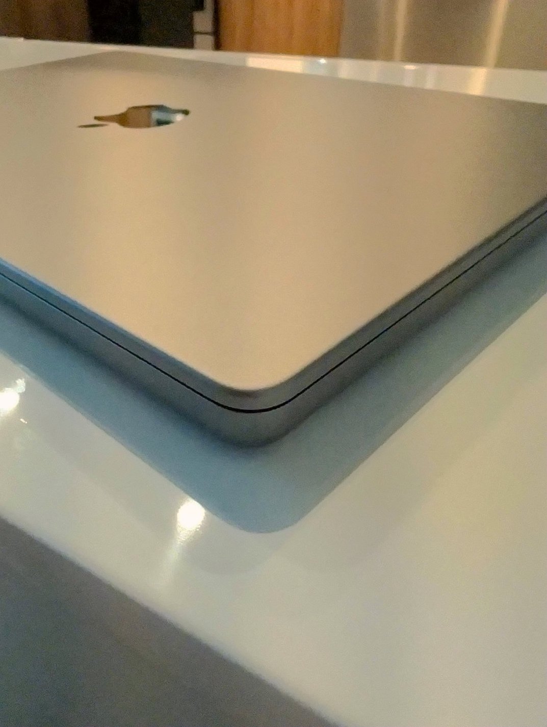 Apple MacBook Pro 14" M2 Pro 512GB Silver Unlocked - Used image 5