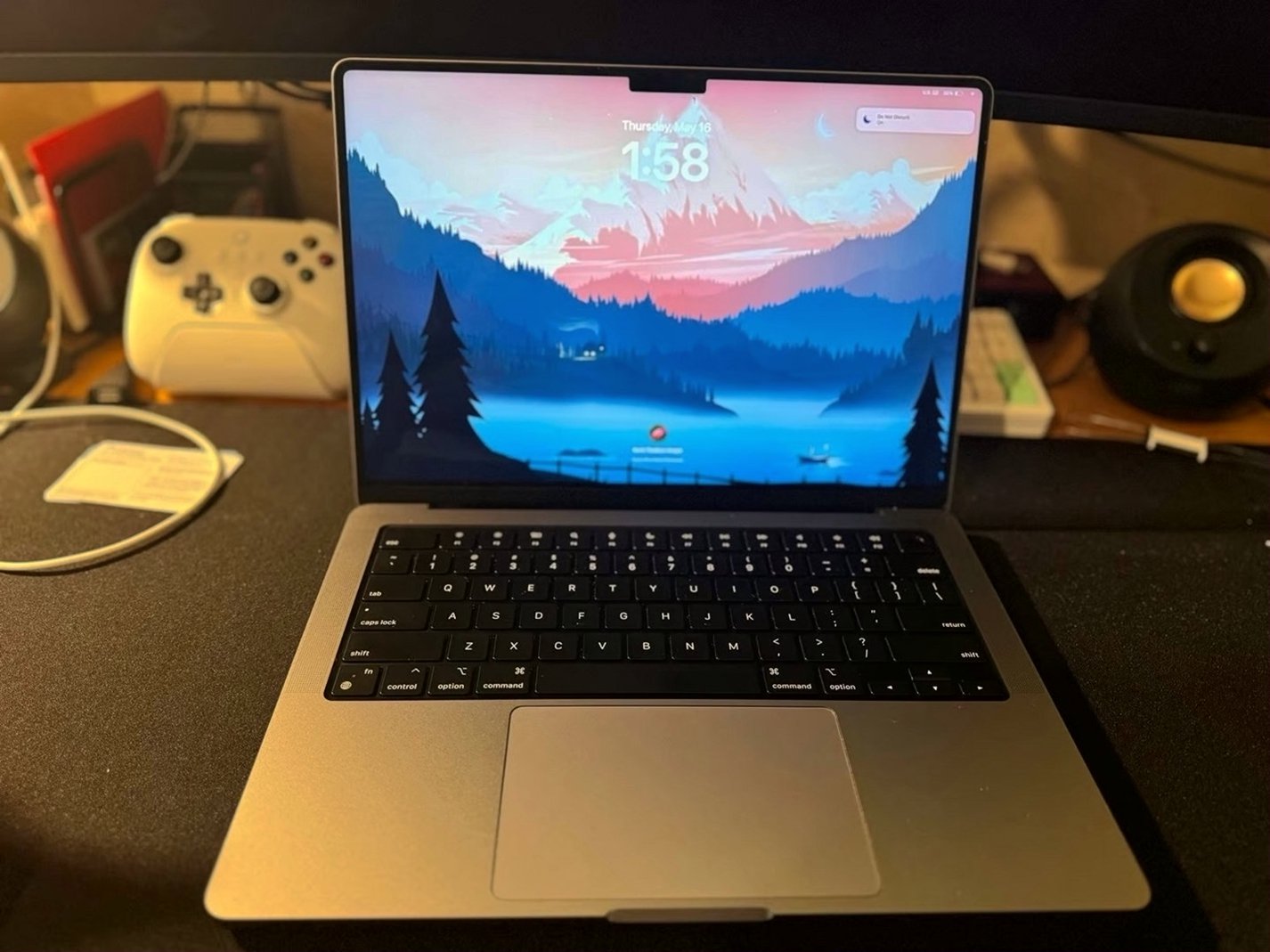 Apple MacBook Pro 14-inch 512GB Space Gray Unlocked - Used image 2