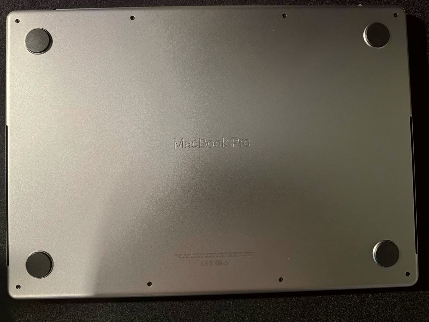 Apple MacBook Pro 14-inch 512GB Space Gray Unlocked - Used image 4