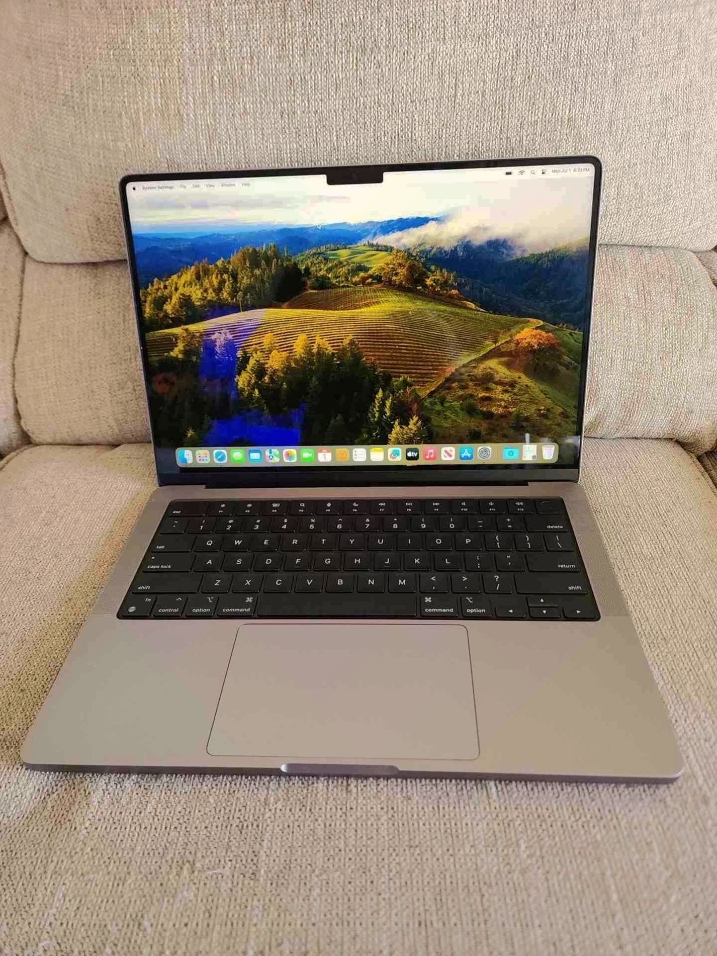 Apple MacBook Pro 14 inch M2 Pro 256GB Space Gray Unlocked - Used image 3