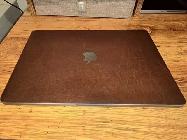 Apple MacBook Pro M1 13" 1TB Space Gray Used image 3