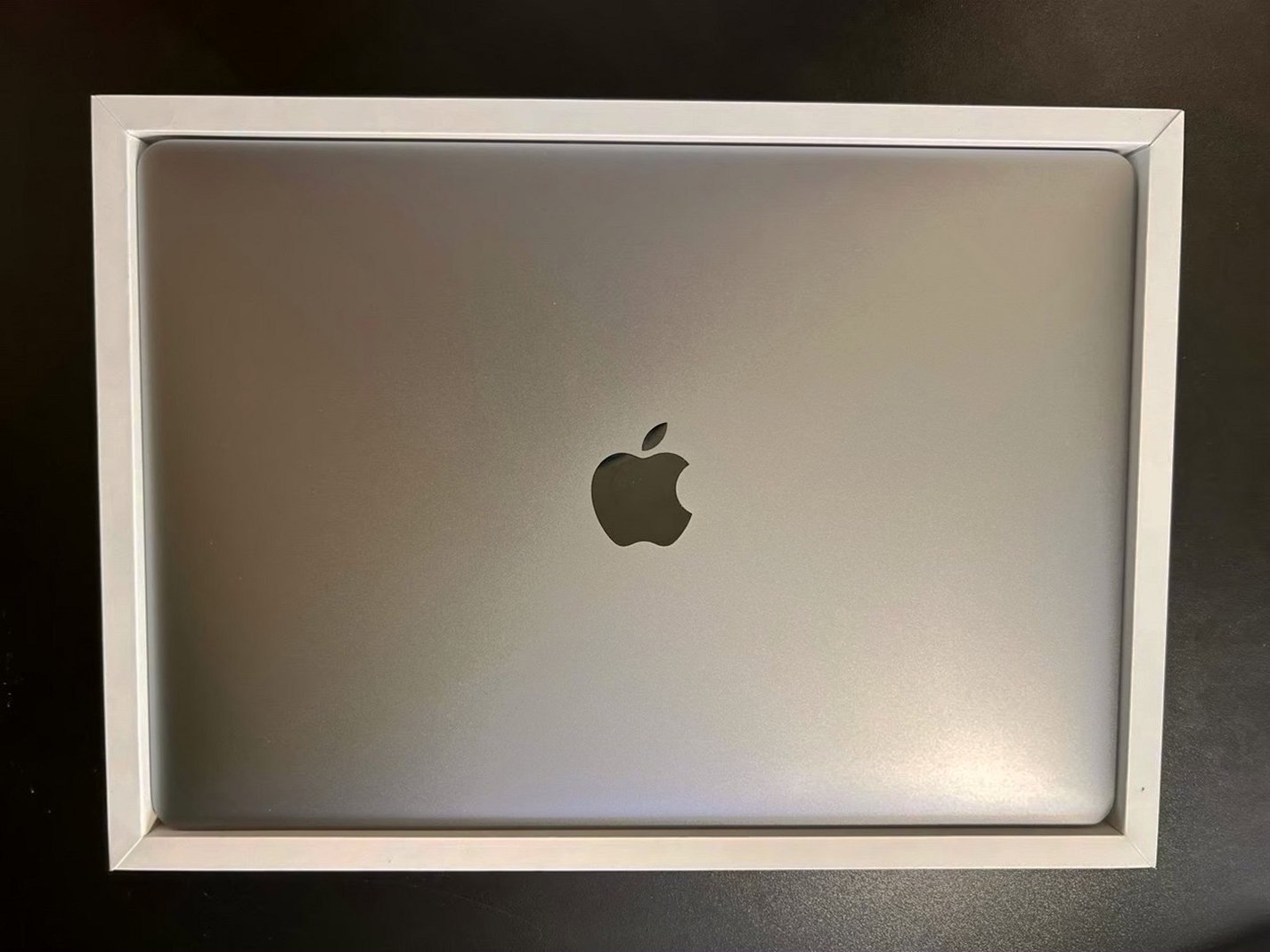 Apple MacBook Pro 13.3" 256GB Space Gray Unlocked - Used image 2