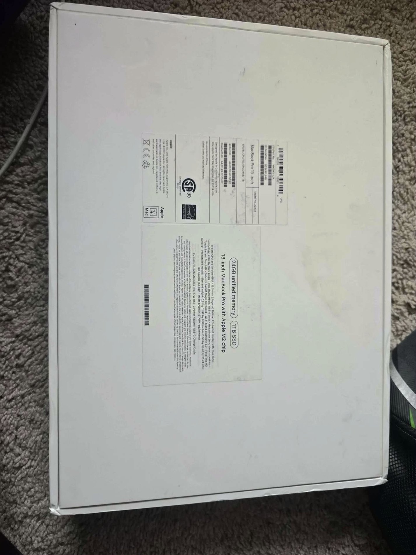 Apple MacBook Pro 2D12 1TB SSD 24GB Unified Memory Unlocked - Used image 3