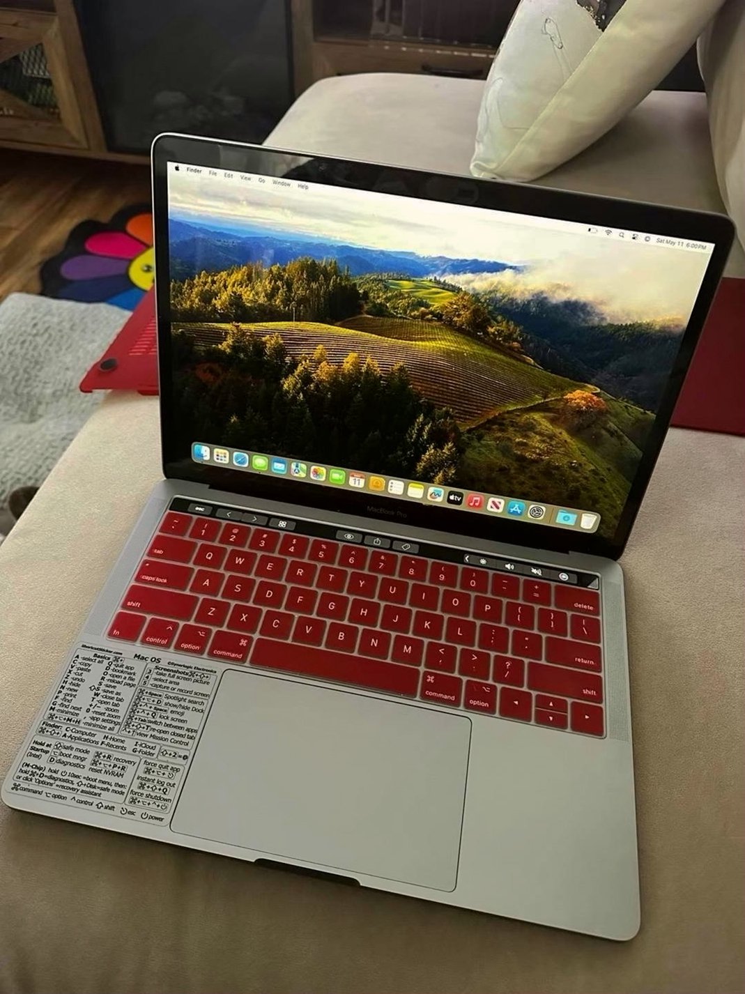 Apple MacBook Pro 2019 5V17 256GB Space Gray Unlocked - Used image 2