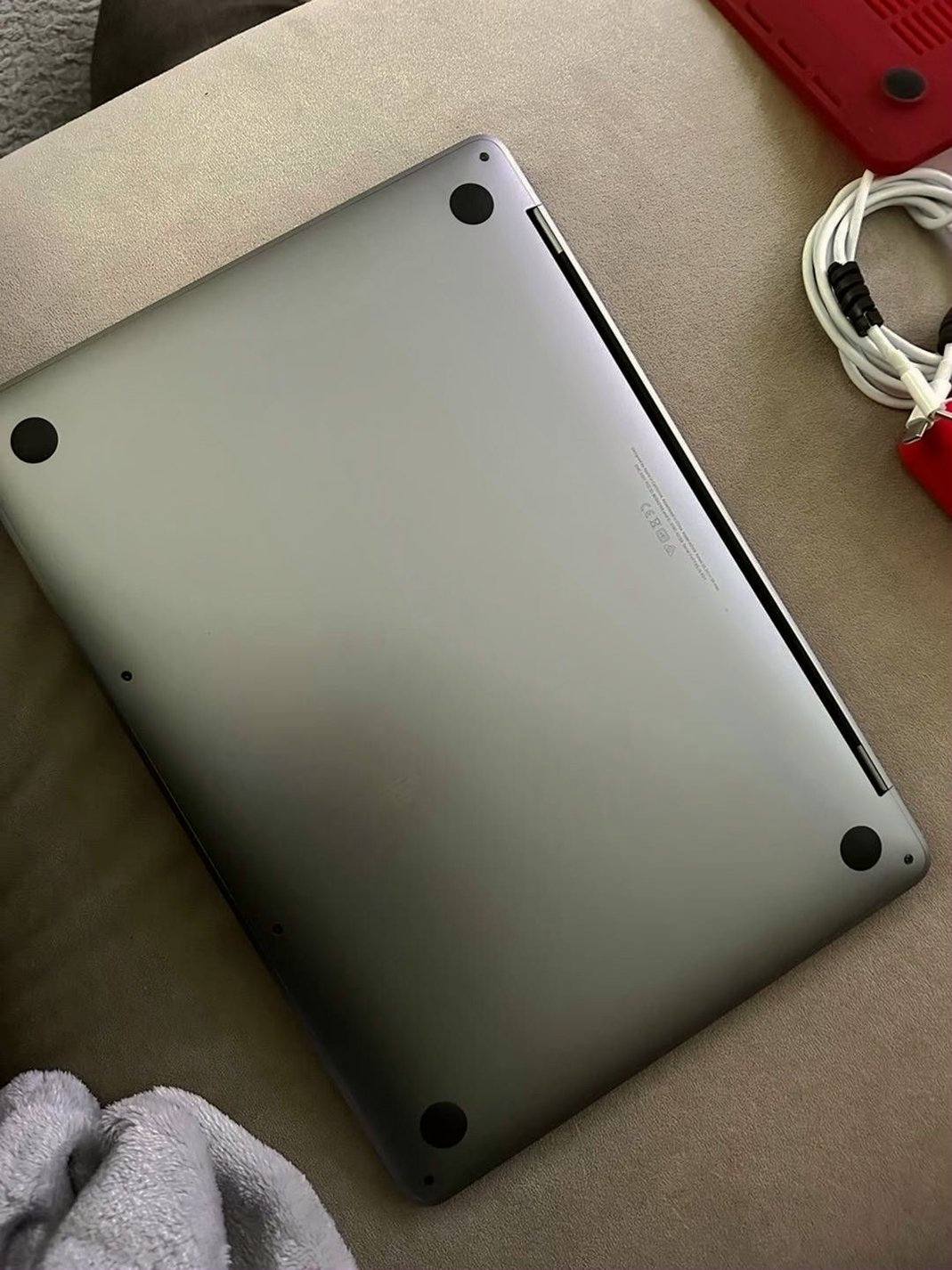 Apple MacBook Pro 2019 5V17 256GB Space Gray Unlocked - Used image 3
