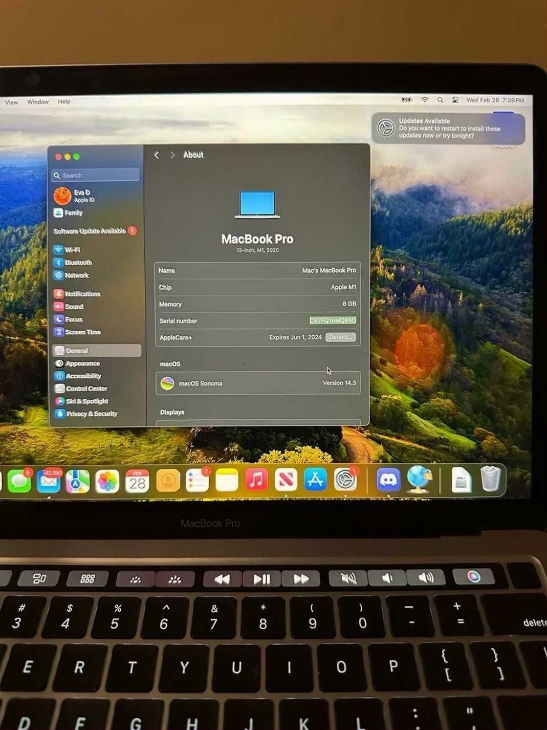 Apple MacBook Pro M1 2020 256GB 13 inch Unlocked - Used image 2
