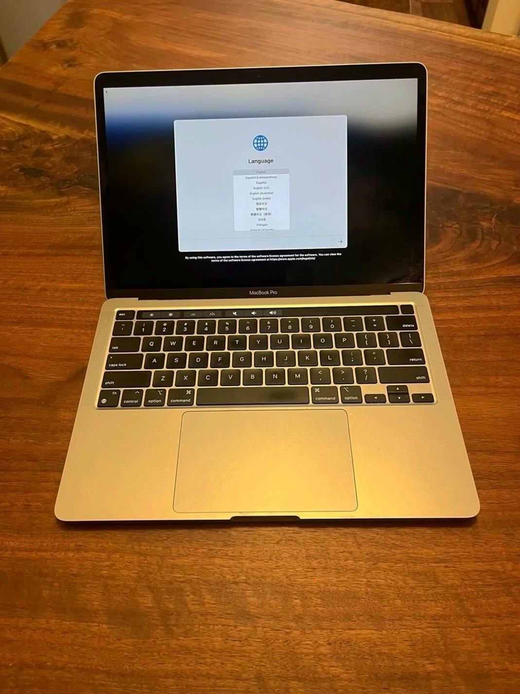 Apple MacBook Pro 2020 2L11 512GB Space Gray Unlocked - Used image 2