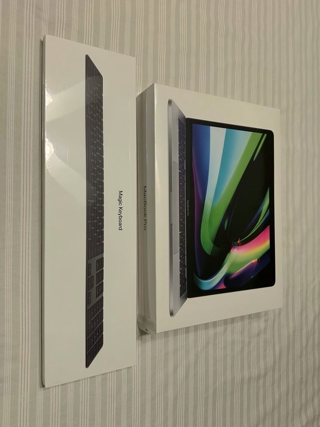Apple MacBook Pro 13inch 512GB Space Gray - New image 2