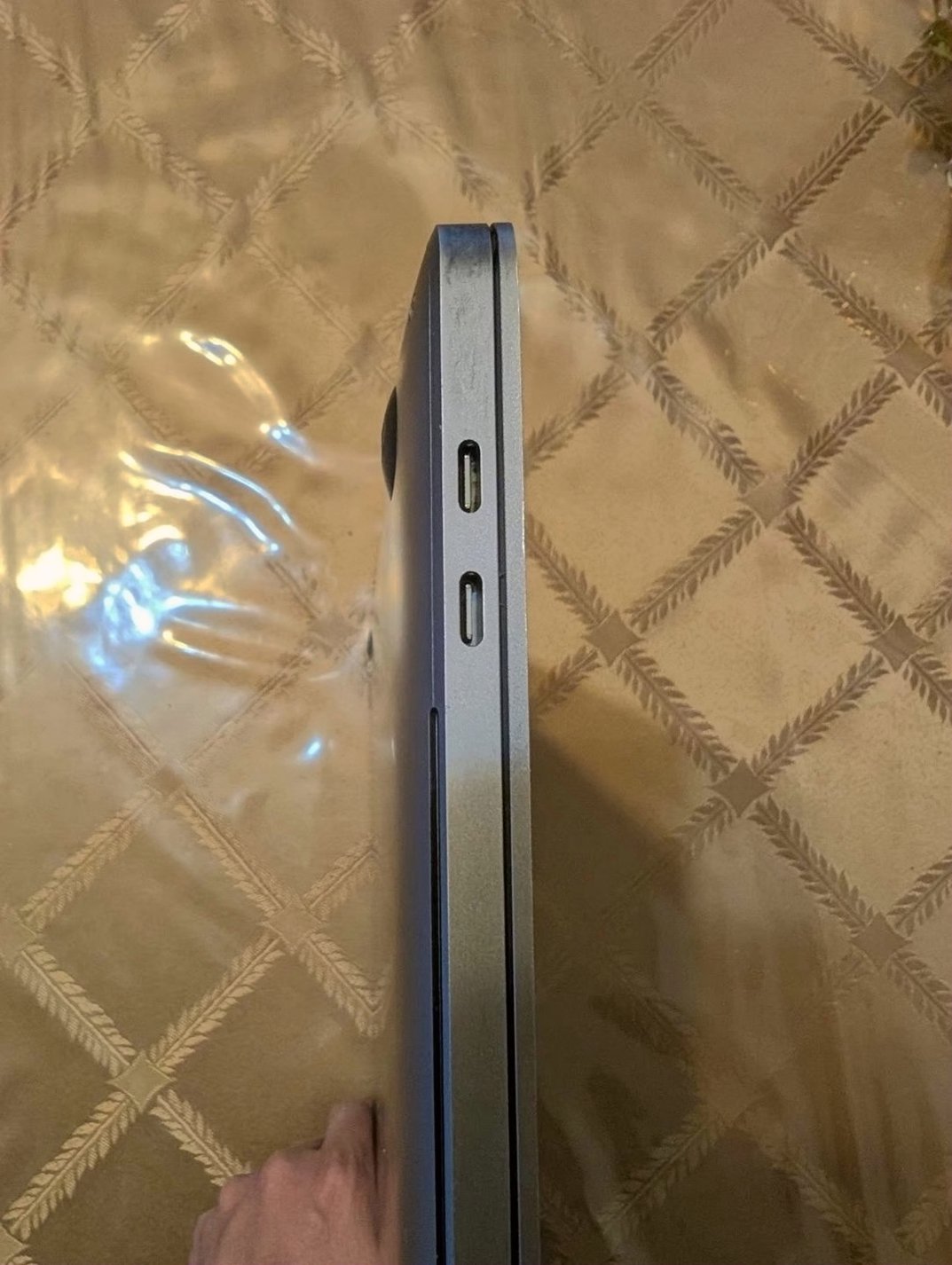 Apple MacBook Pro 16 2TB Space Gray Unlocked - Used image 3