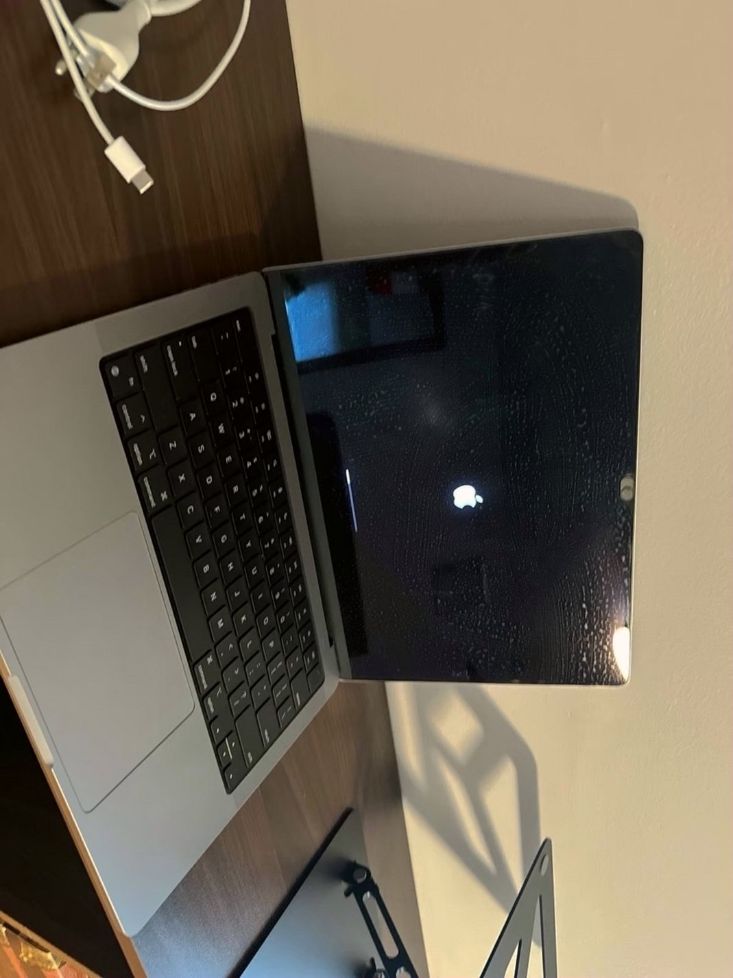 Apple MacBook Pro 3K63 1TB Space Gray Unlocked - Used image 2