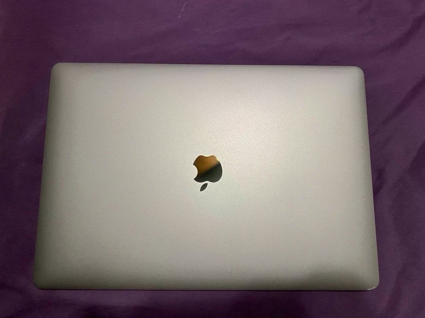 Apple MacBook Pro 2019 512GB Silver Unlocked - Used image 2