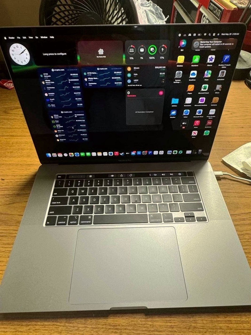 Apple MacBook Pro 16 inch 1TB Space Gray Unlocked - Used image 5