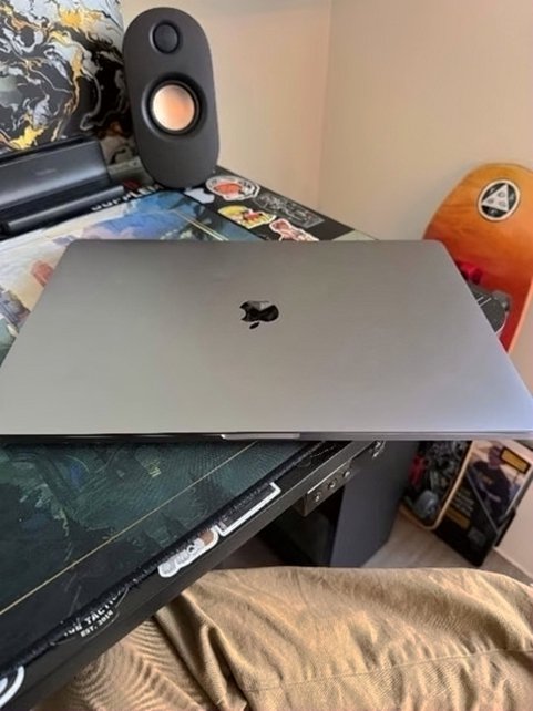 Apple MacBook Pro 16-inch i9 32GB 2TB SSD Used image 2