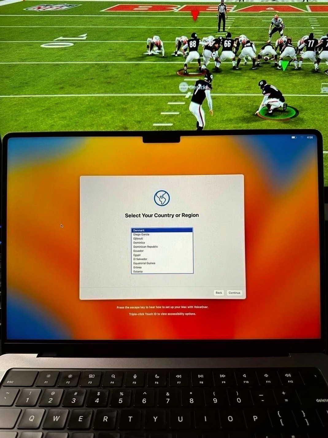 Apple MacBook Pro M1 2021 512GB 14” Unlocked - Used image 3