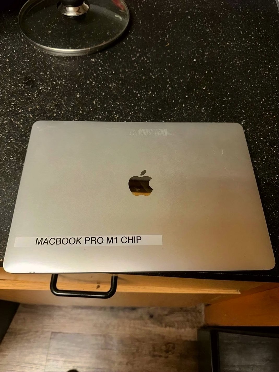 Apple MacBook Pro 13 M1 256GB Space Gray Unlocked - Used